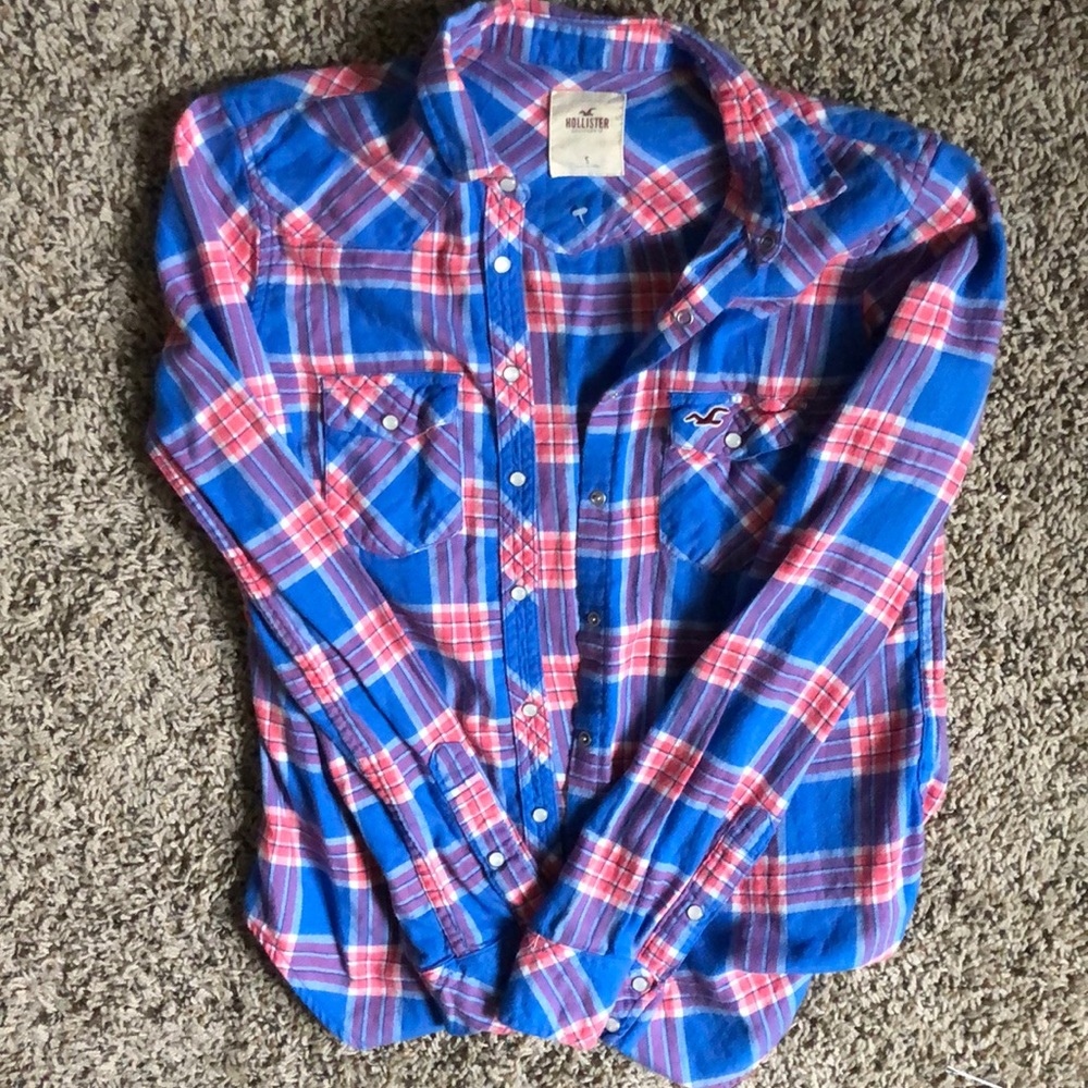 Hollister Pink and blue plaid top